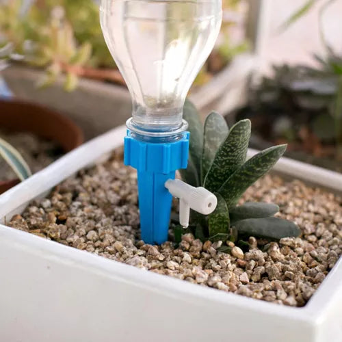 Automatic Plant Water Dripping Spikes